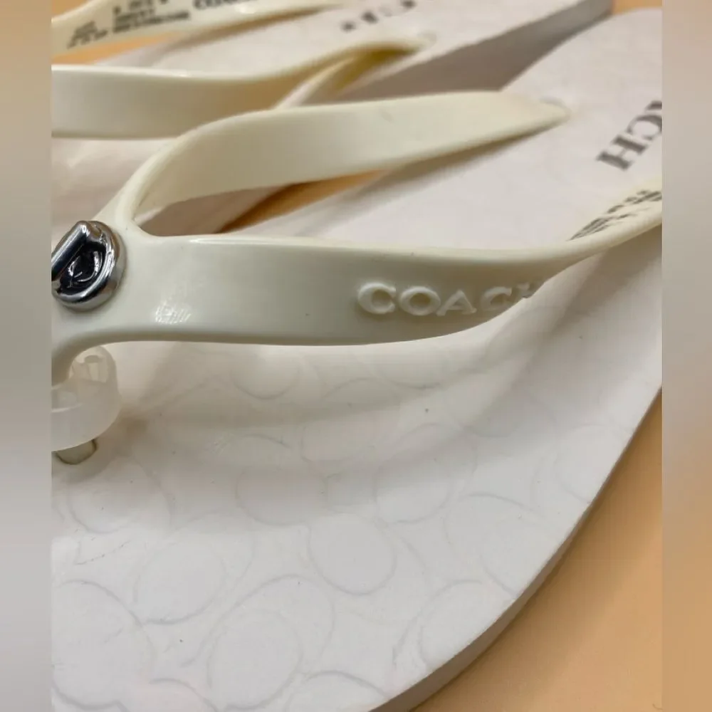 Coach Women’s White Flip Flops Size 6 Great Condition